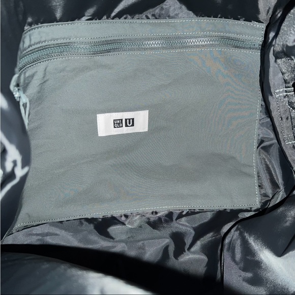 Uniqlo Drawstring Shoulder Bag - Picture 12 of 12